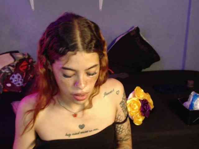 Girlbat_ webcam