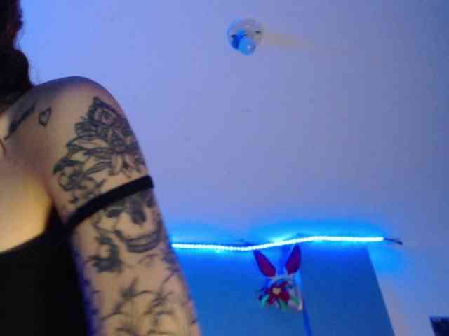 Kurome_latin webcam