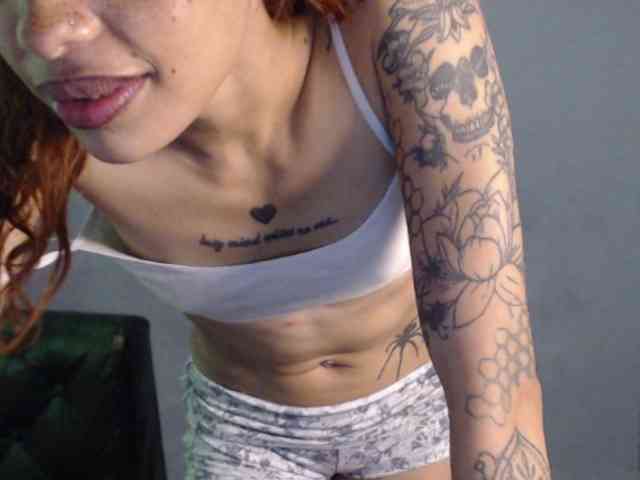 Girlbat_ webcam