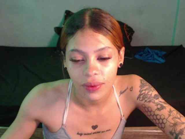 Girlbat_ webcam