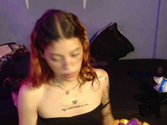 Girlbat_ webcam