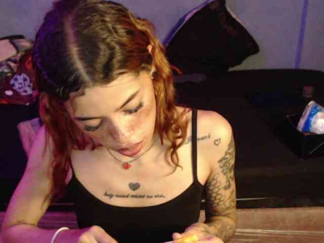 Girlbat_ webcam