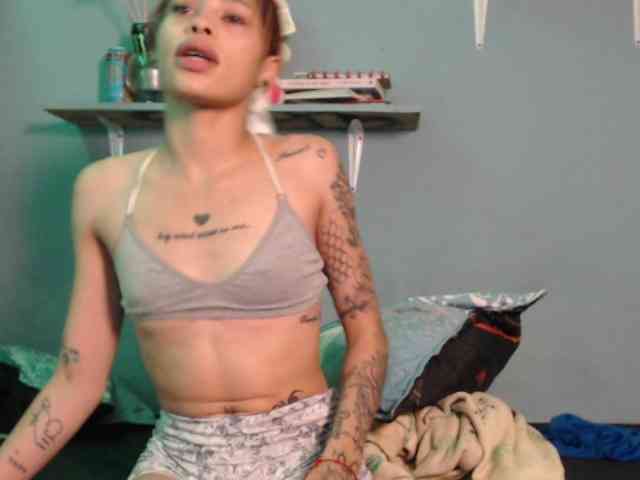 Girlbat_ webcam