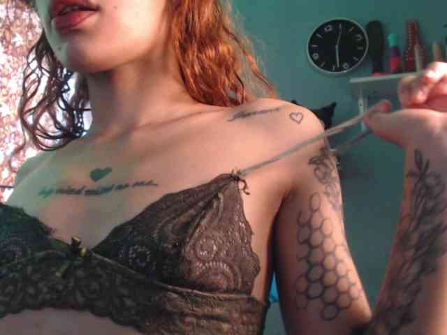 Girlbat_ webcam