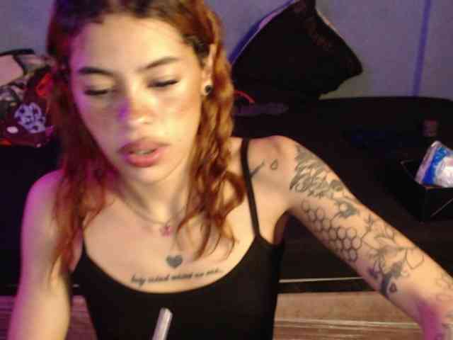 Girlbat_ webcam