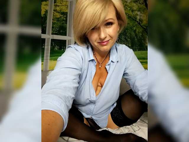 Merime79 live cam on BongaCams