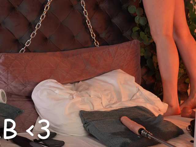 shiny-lily live sex show