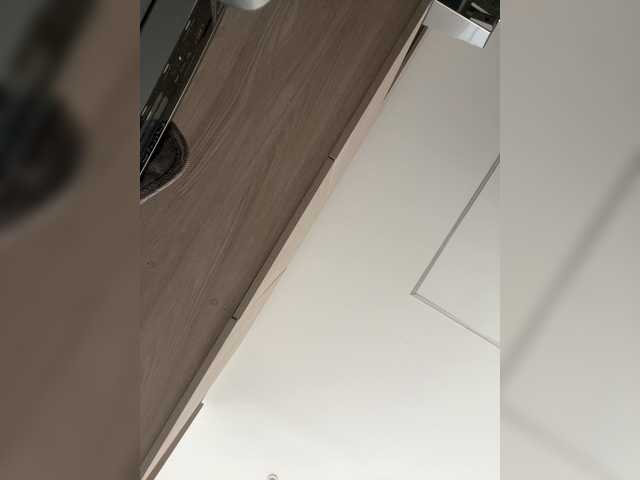 le modèle APRILHILL est en webcam porno dans un show sur le site bongacams, il possède les tags suivants: Latino/Hispanic,Brunette,Shaved