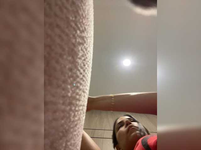APRILHILL live cam on BongaCams