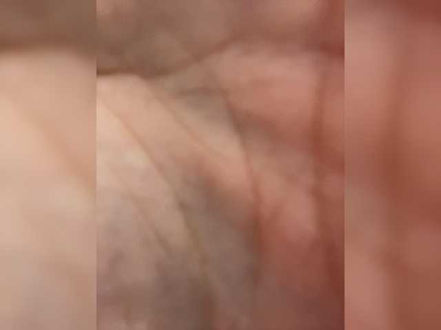 APRILHILL live cam on BongaCams