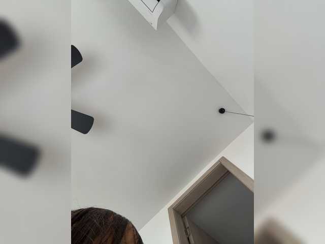 APRILHILL, en vivo ahora en BongaCams