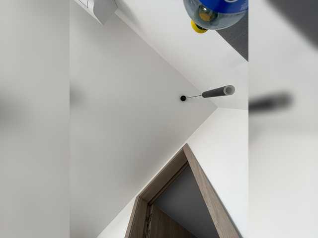APRILHILL live cam on BongaCams