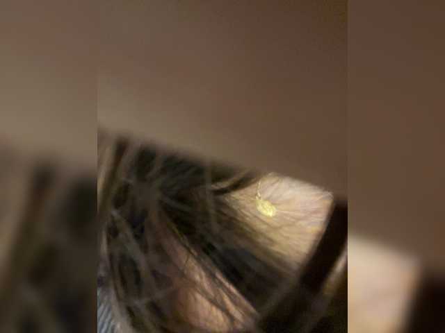 AprilHill live webcam show