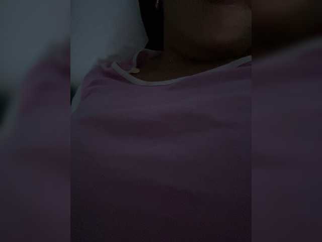 APRILHILL live cam on BongaCams