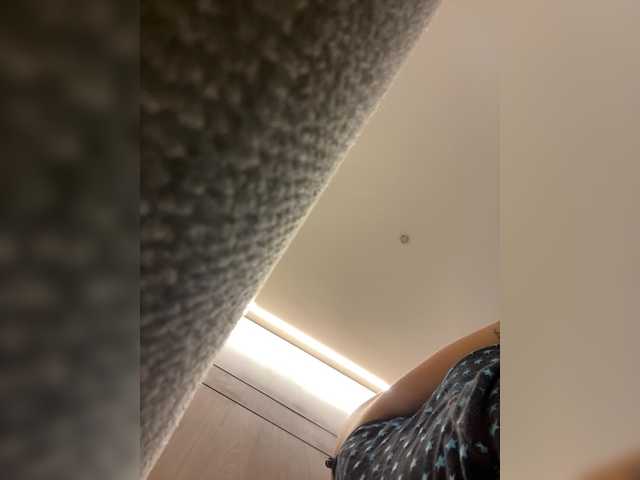 APRILHILL live cam on BongaCams