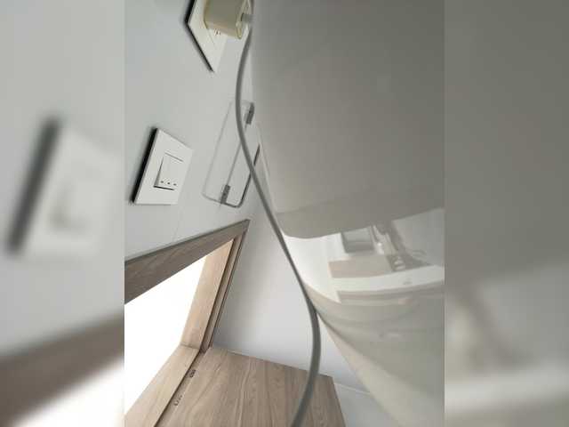 APRILHILL's BongaCams show and profile