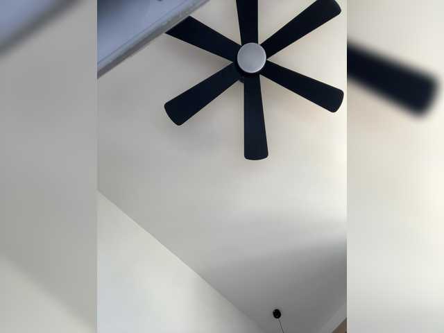 APRILHILL's BongaCams show and profile