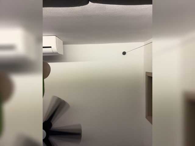 APRILHILL live cam on BongaCams