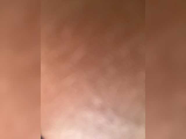 APRILHILL live cam on BongaCams
