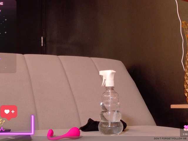 APRILHILL live cam on BongaCams
