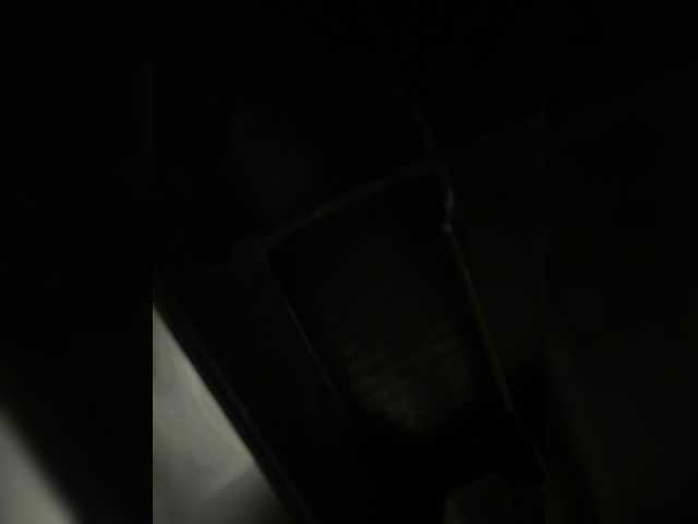 APRILHILL live cam on BongaCams