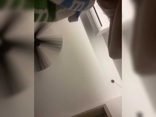 APRILHILL live cam on BongaCams
