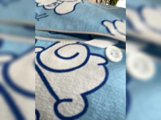 APRILHILL live cam on BongaCams
