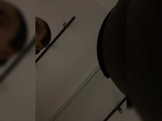APRILHILL live cam on BongaCams