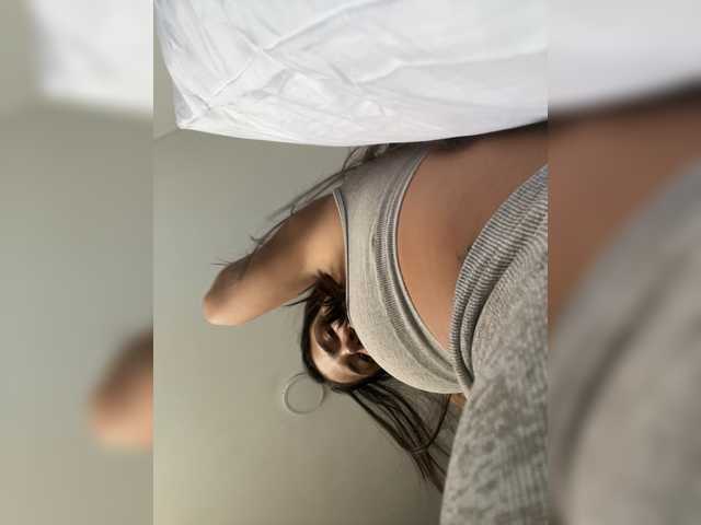 aprilhill live sex show