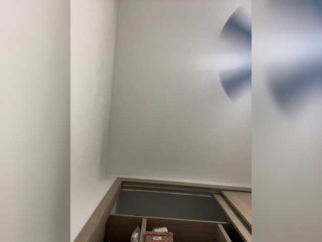 APRILHILL's BongaCams show and profile