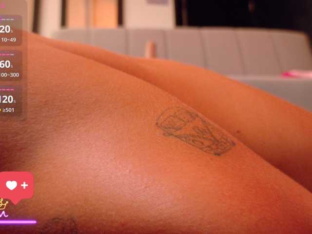 APRILHILL live cam on BongaCams