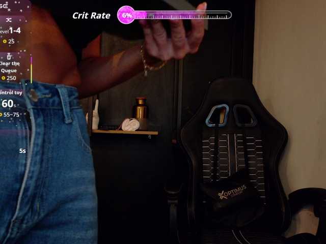 APRILHILL live cam on BongaCams