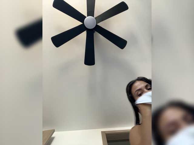 APRILHILL live cam on BongaCams