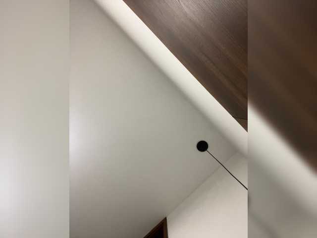 APRILHILL live cam on BongaCams