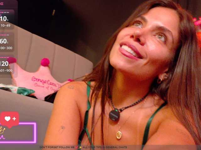APRILHILL live cam
