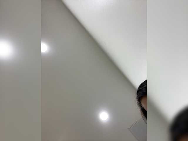 APRILHILL live cam on BongaCams
