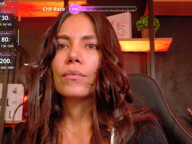 APRILHILL live cam on BongaCams