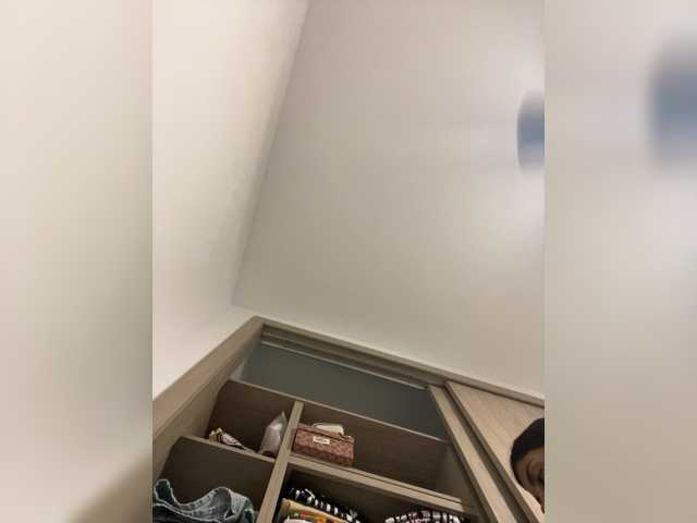 APRILHILL's BongaCams show and profile