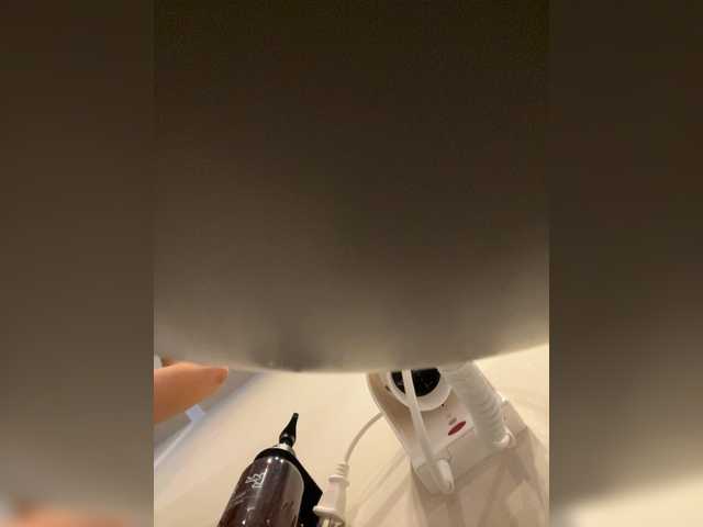 APRILHILL's BongaCams show and profile