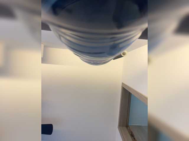 APRILHILL live cam on BongaCams