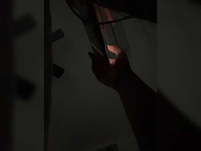 APRILHILL live cam on BongaCams