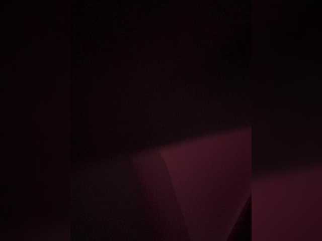 APRILHILL live cam on BongaCams