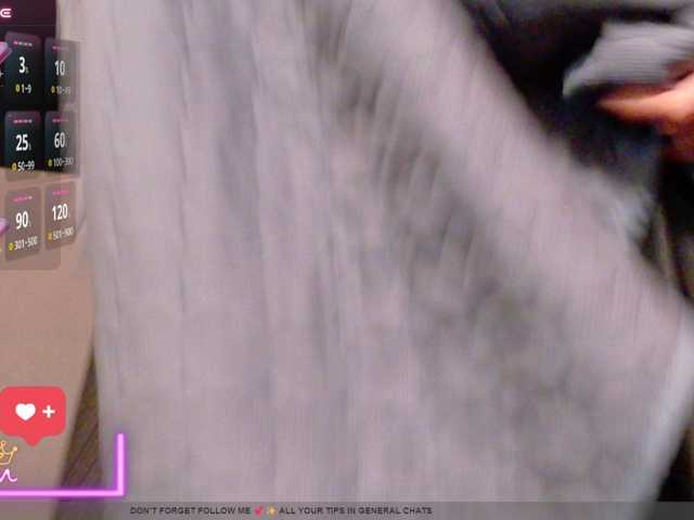 APRILHILL live cam on BongaCams