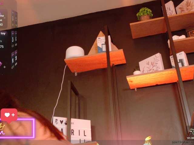 APRILHILL live cam on BongaCams