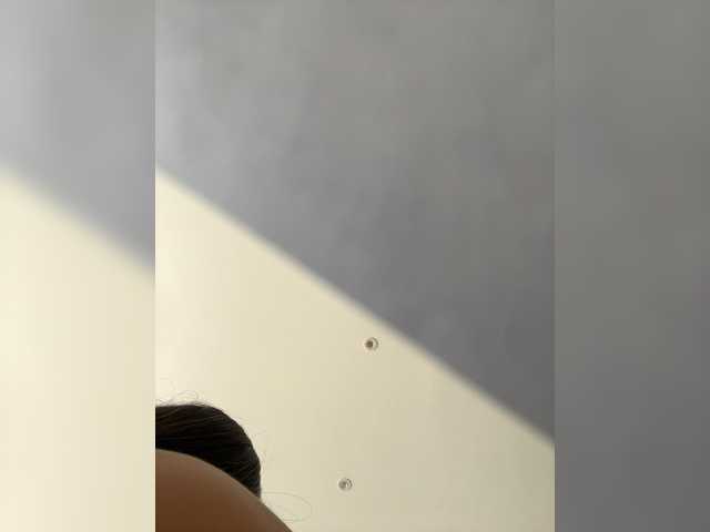 APRILHILL live cam on BongaCams