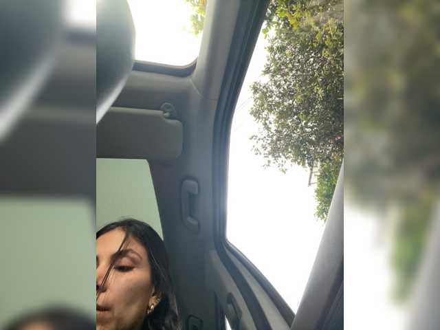 APRILHILL live cam on BongaCams