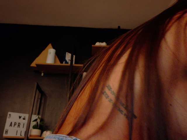 APRILHILL's BongaCams show and profile