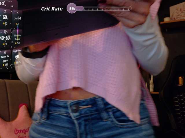 APRILHILL live cam on BongaCams