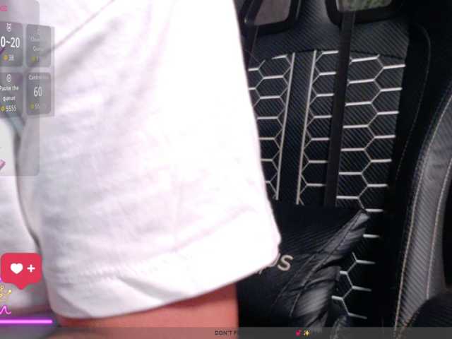 APRILHILL live cam on BongaCams