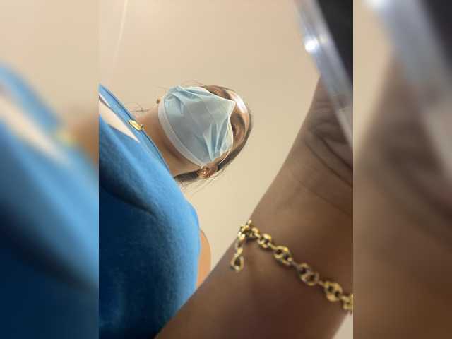 APRILHILL's BongaCams show and profile